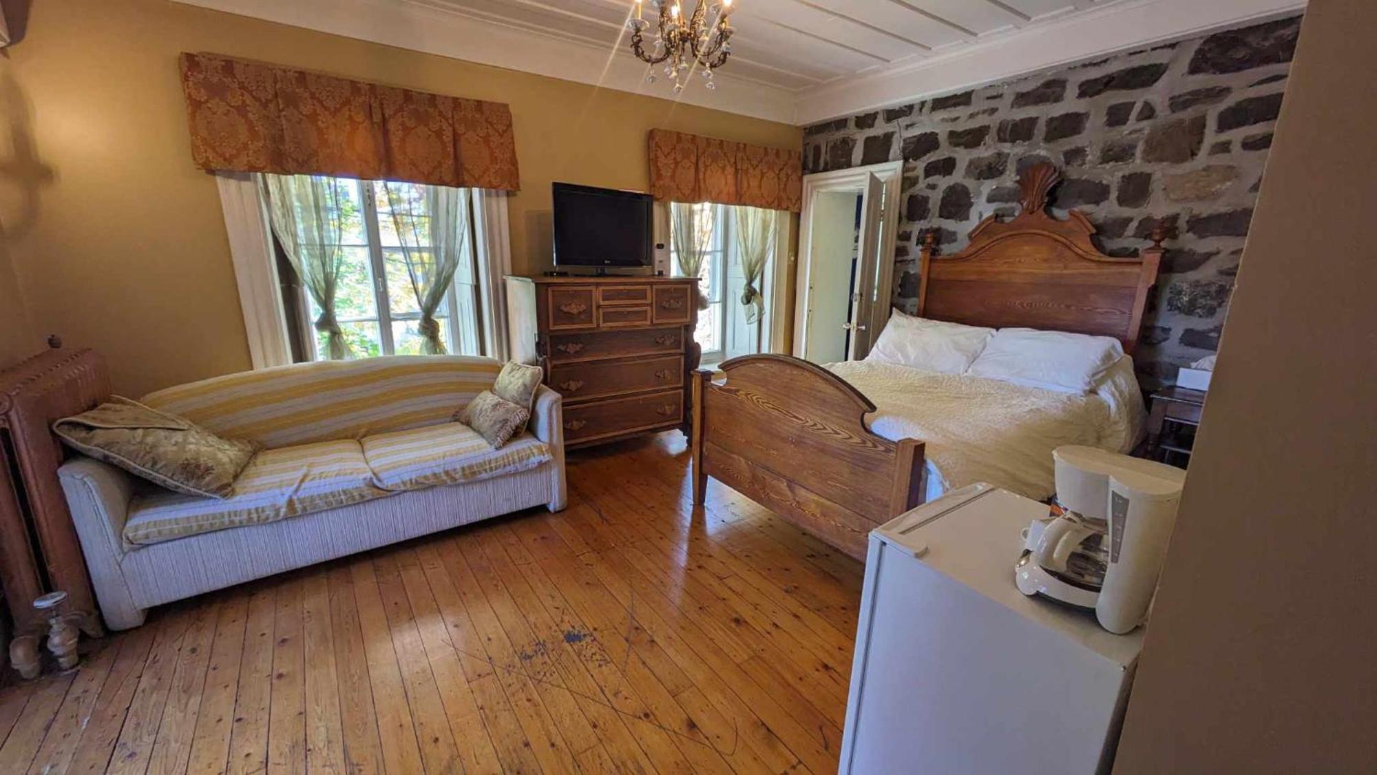 La Maison Rousseau Hotel Montmagny Eksteriør billede