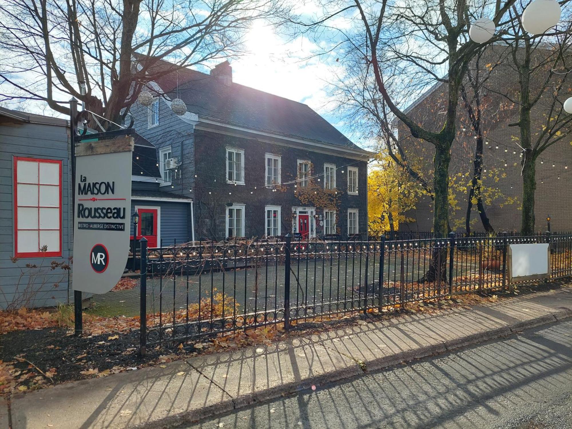 La Maison Rousseau Hotel Montmagny Eksteriør billede