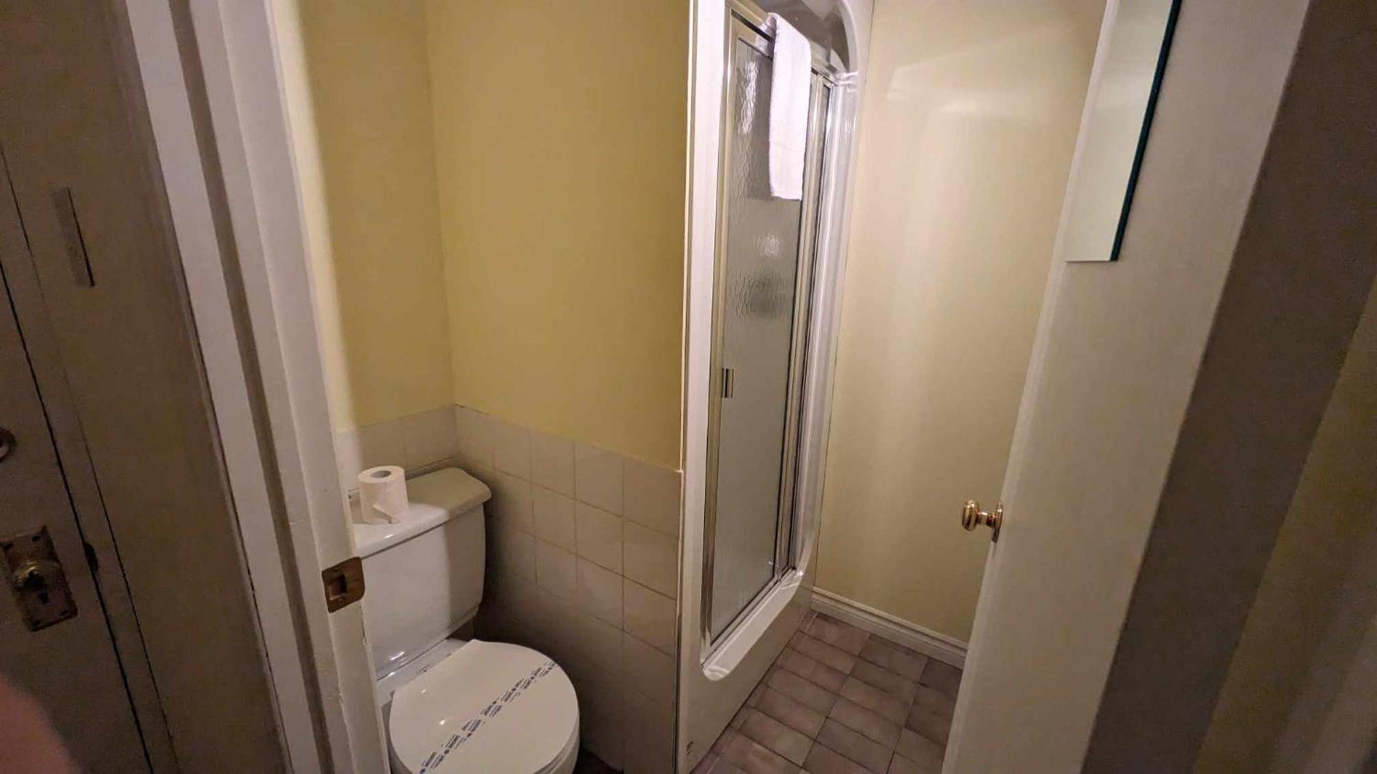 La Maison Rousseau Hotel Montmagny Værelse billede