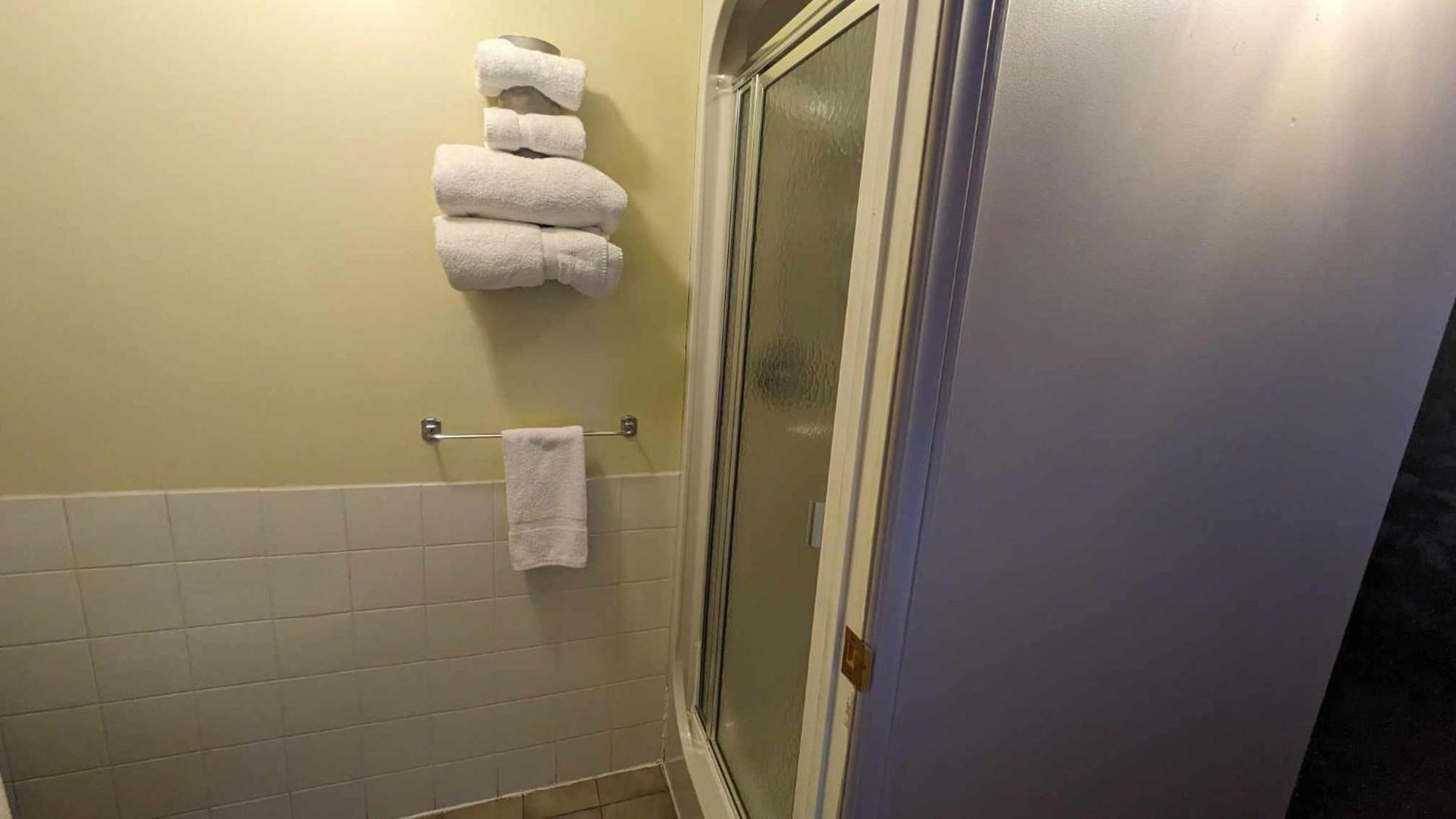 La Maison Rousseau Hotel Montmagny Værelse billede