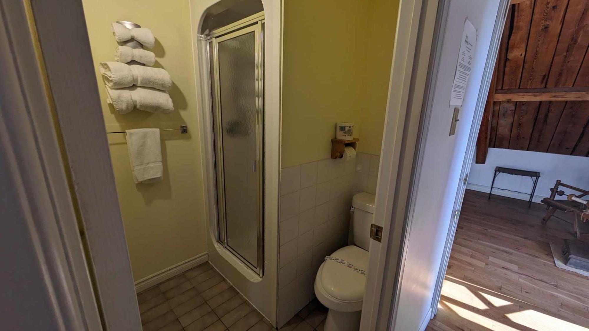 La Maison Rousseau Hotel Montmagny Værelse billede