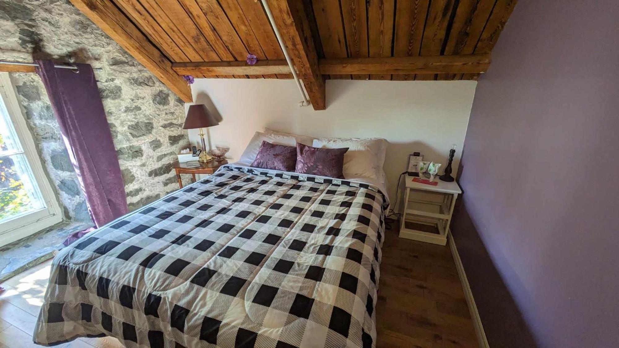 La Maison Rousseau Hotel Montmagny Værelse billede