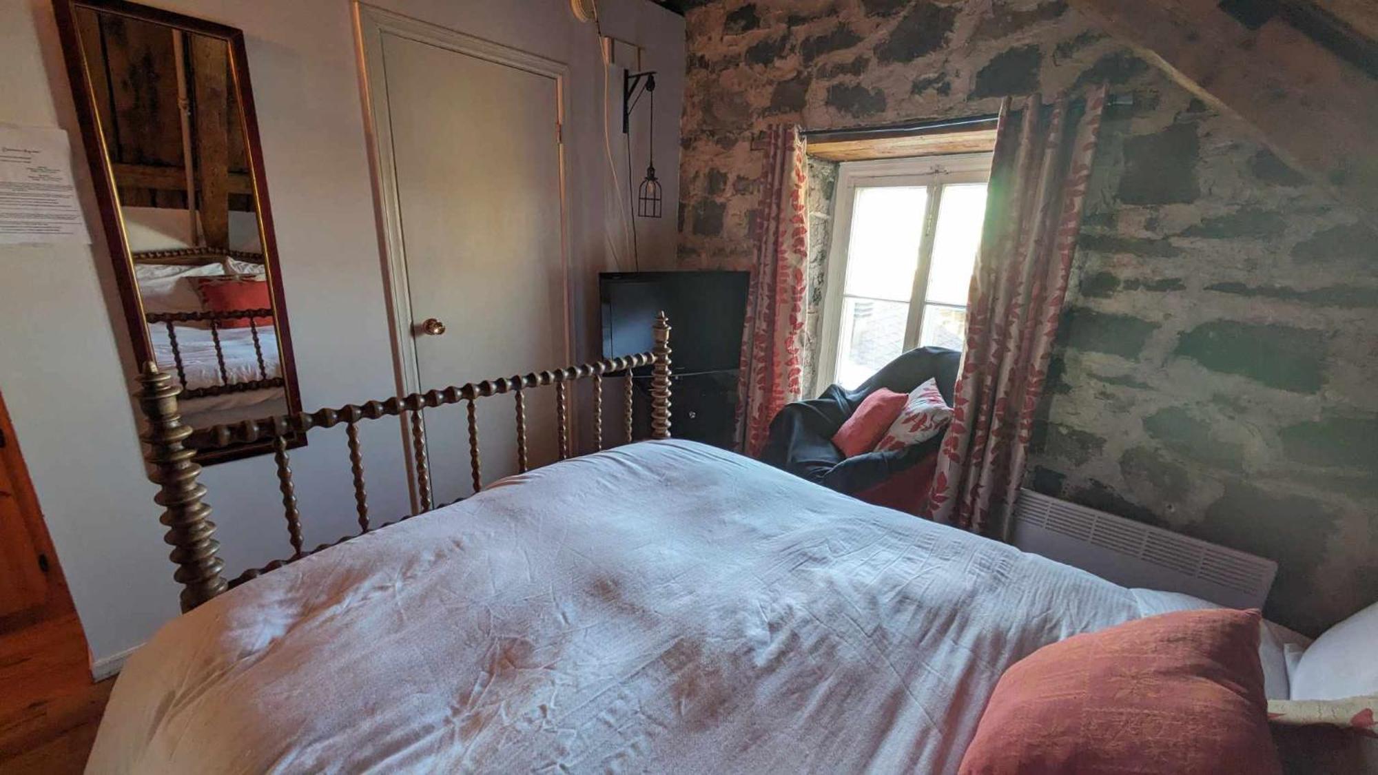 La Maison Rousseau Hotel Montmagny Værelse billede